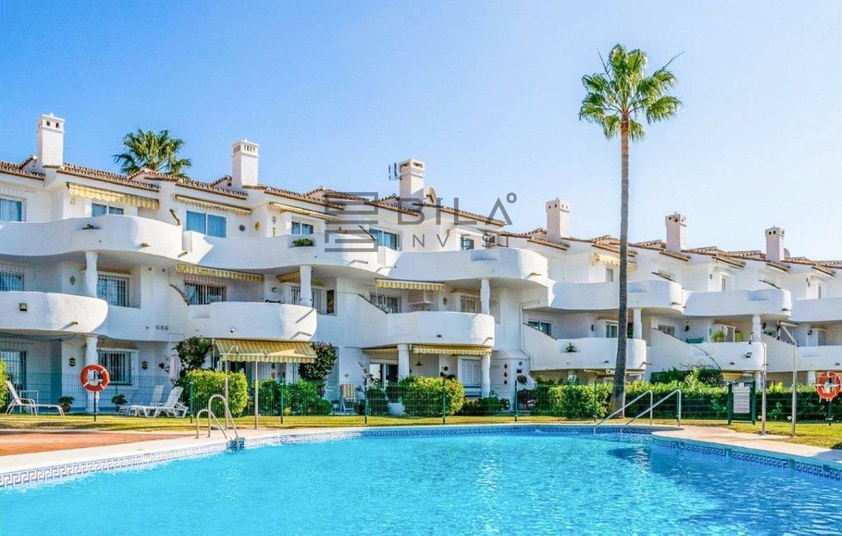Exterior view of Flat for sale in Mijas  with Terrace, Swimming Pool and Community pool