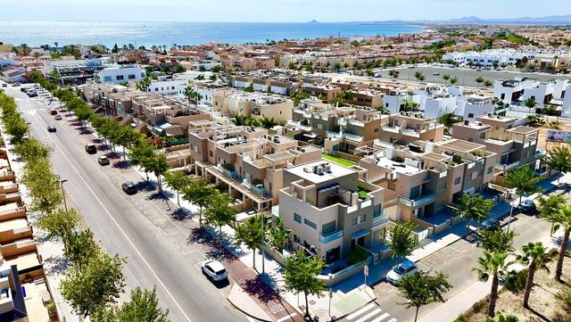 Casa-chalet en Venta en Torre de la Horadada