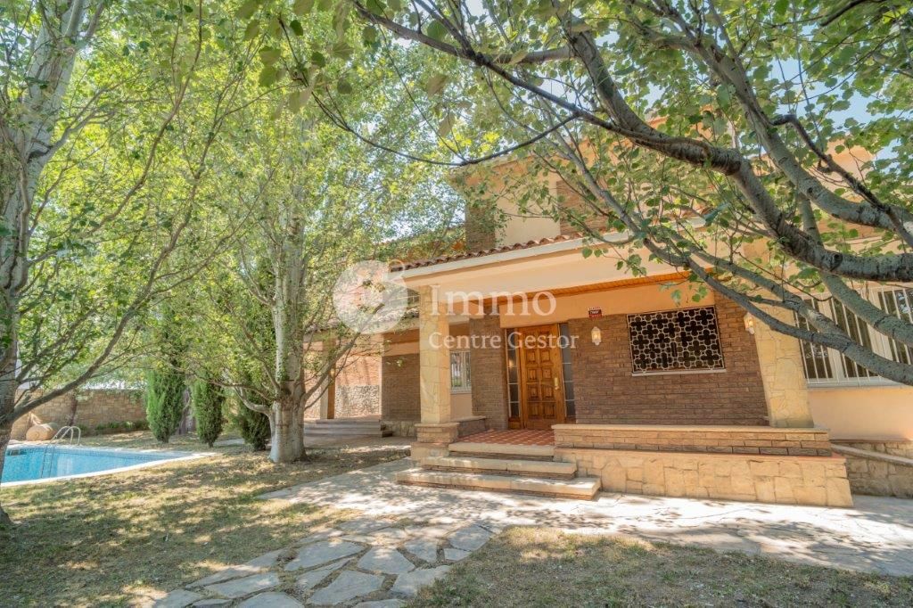 Exterior view of House or chalet for sale in Fondarella  with Heating, Private garden and Swimming Pool