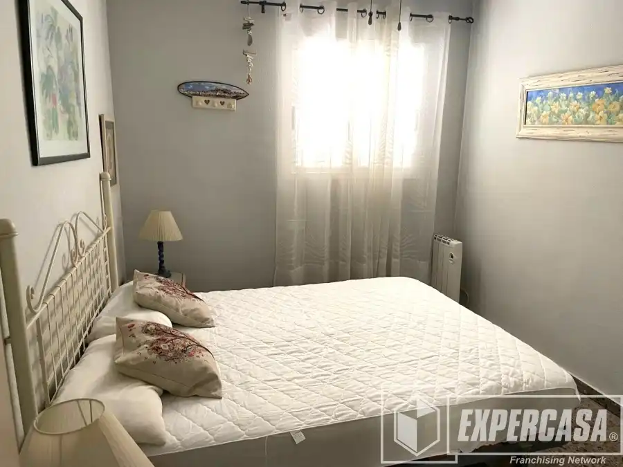 Dormitori de Apartament de lloguer en Santa Eulària des Riu amb Aire condicionat i Terrassa