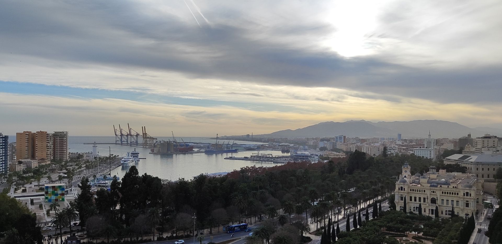 Vista exterior de Pis de lloguer en Málaga Capital amb Aire condicionat, Terrassa i Traster