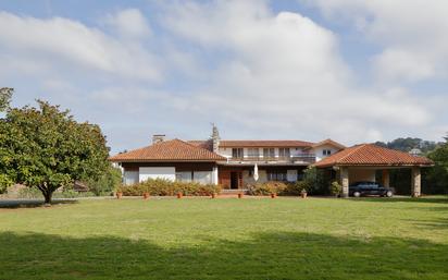 Vista exterior de Casa o xalet en venda en Gijón  amb Calefacció, Parquet i Terrassa