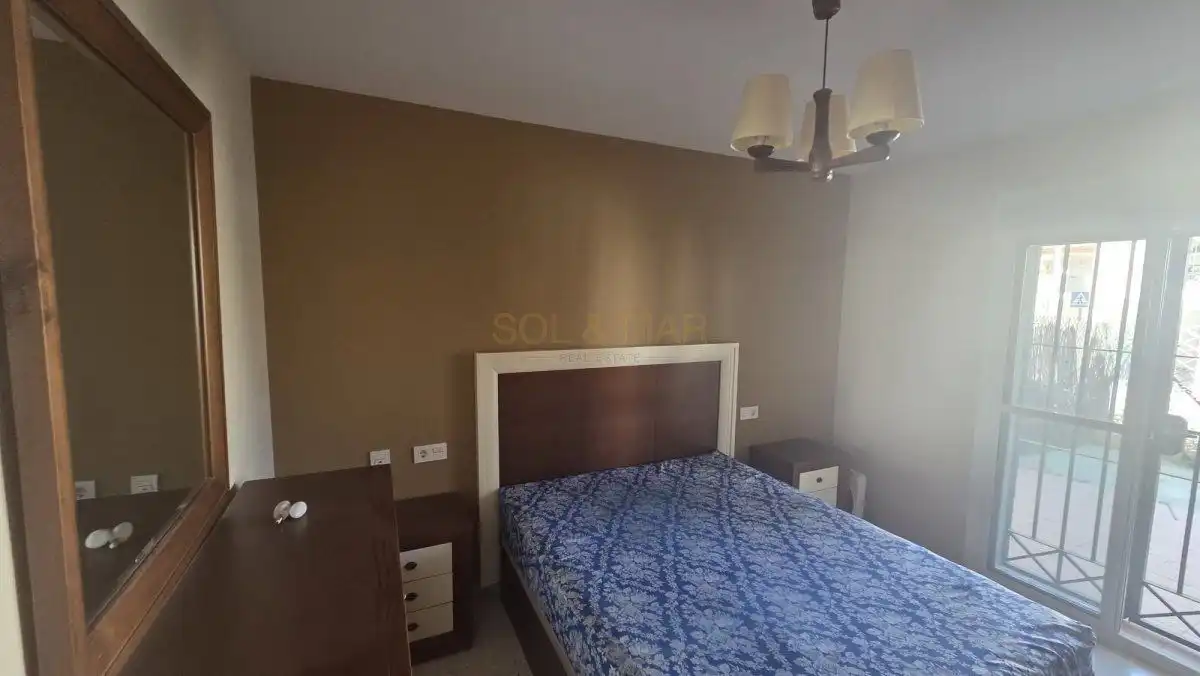 Dormitori de Casa o xalet en venda en Pizarra amb Terrassa i Moblat