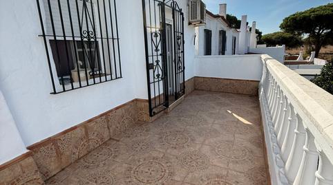 Foto 4 de Casa adosada en venda a Avenida de Irlanda, San Andrés Golf, Chiclana de la Frontera