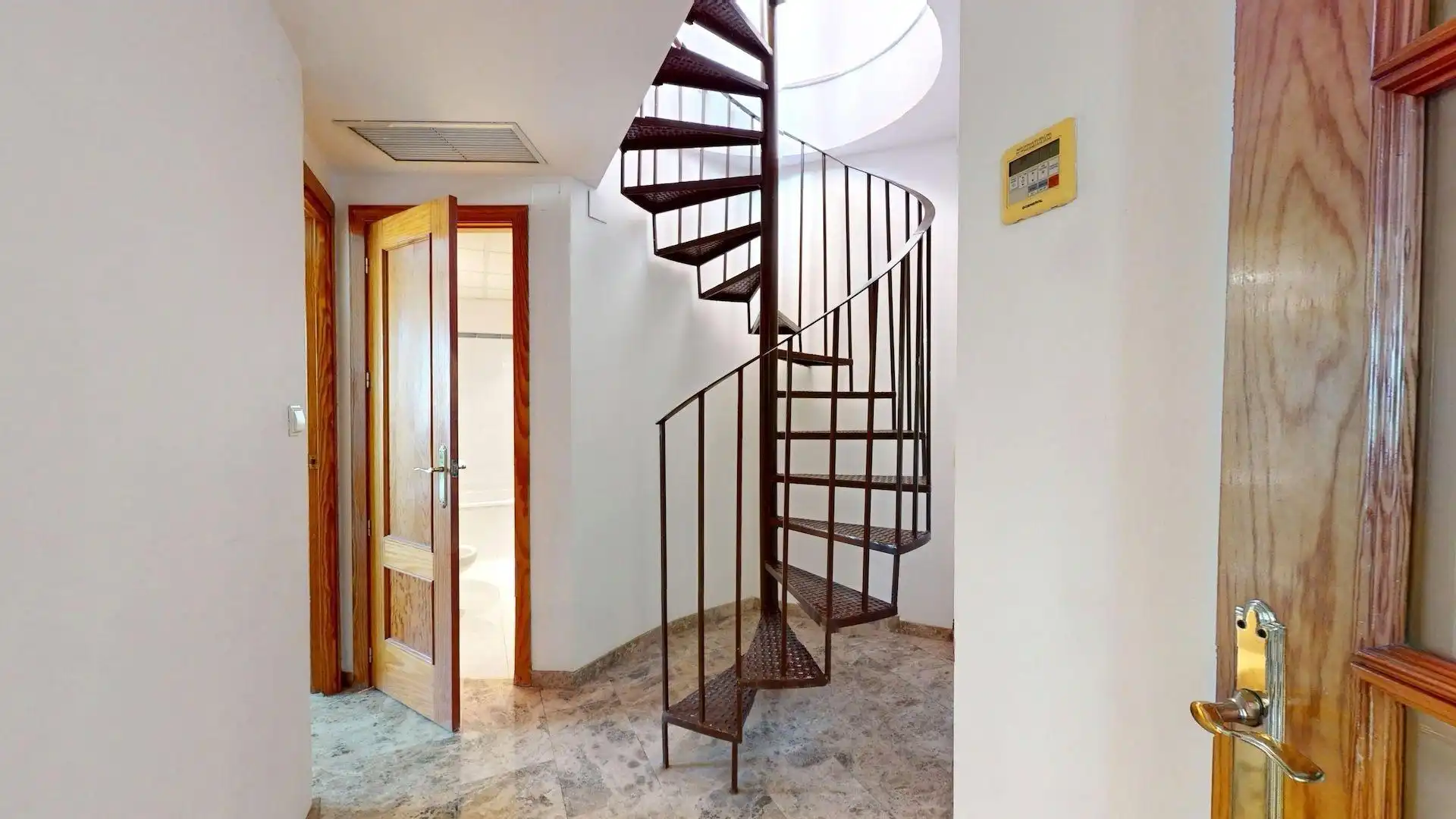 Attic for sale in Huerta de la Reina - Trassierra