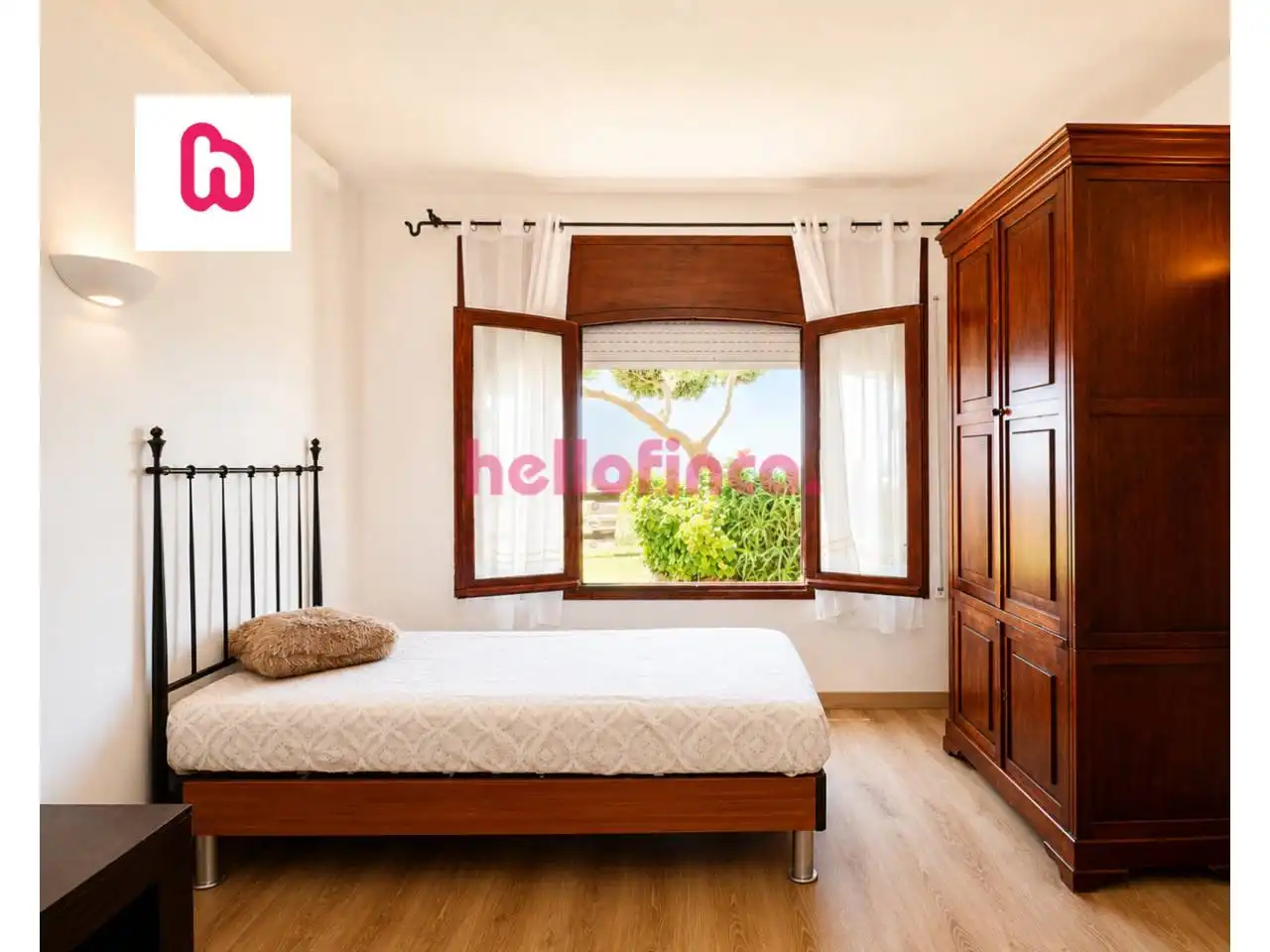 Bedroom of Flat for sale in Vilanova i la Geltrú  with Air Conditioner, Heating and Private garden