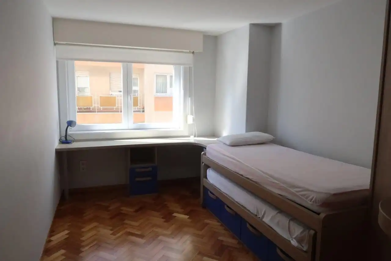 Piso con ascensor en venta en Almirante Romay, imagen 29