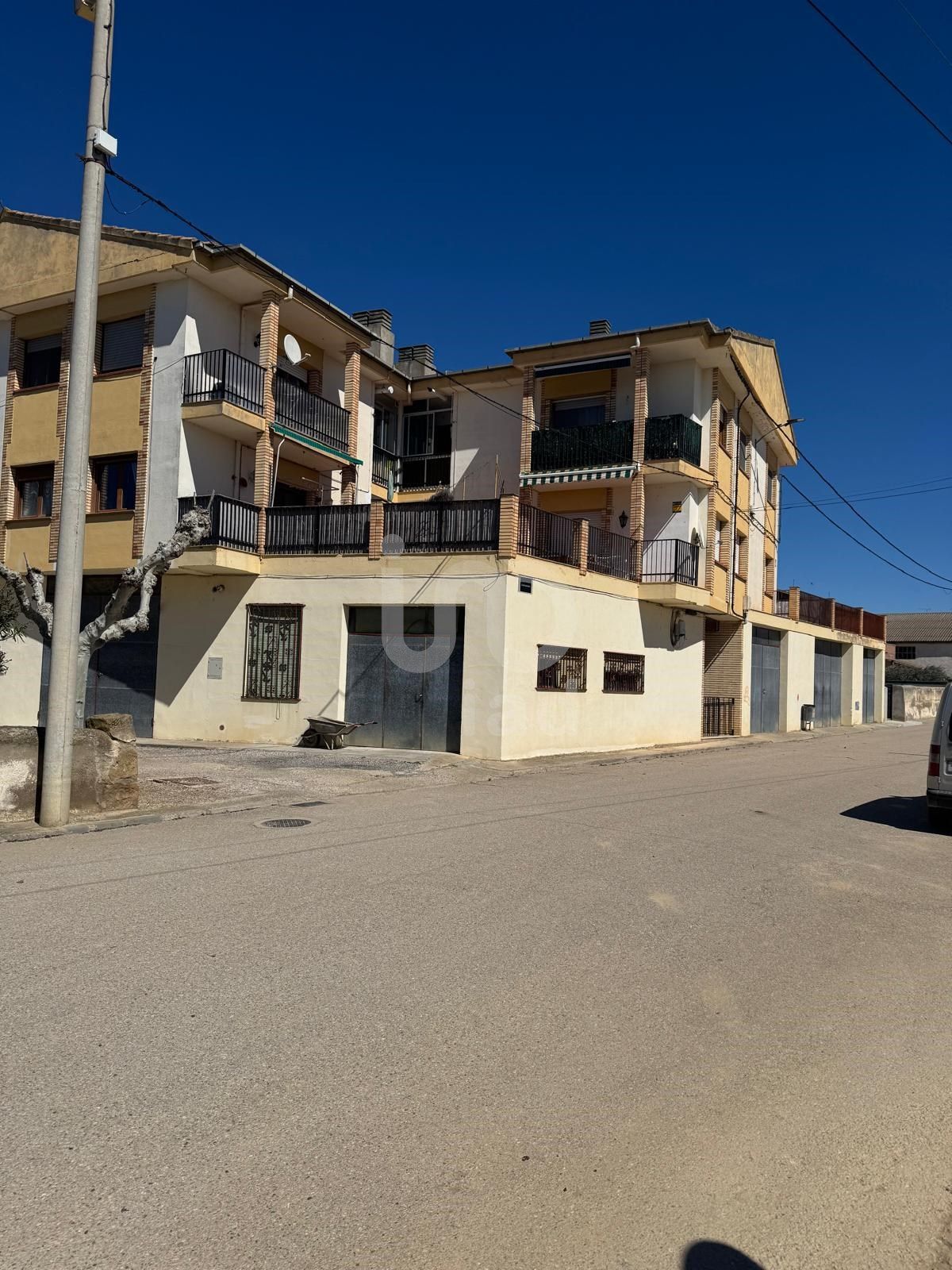 Exterior view of Flat for sale in Peralta de Alcofea  with Air Conditioner, Heating and Terrace