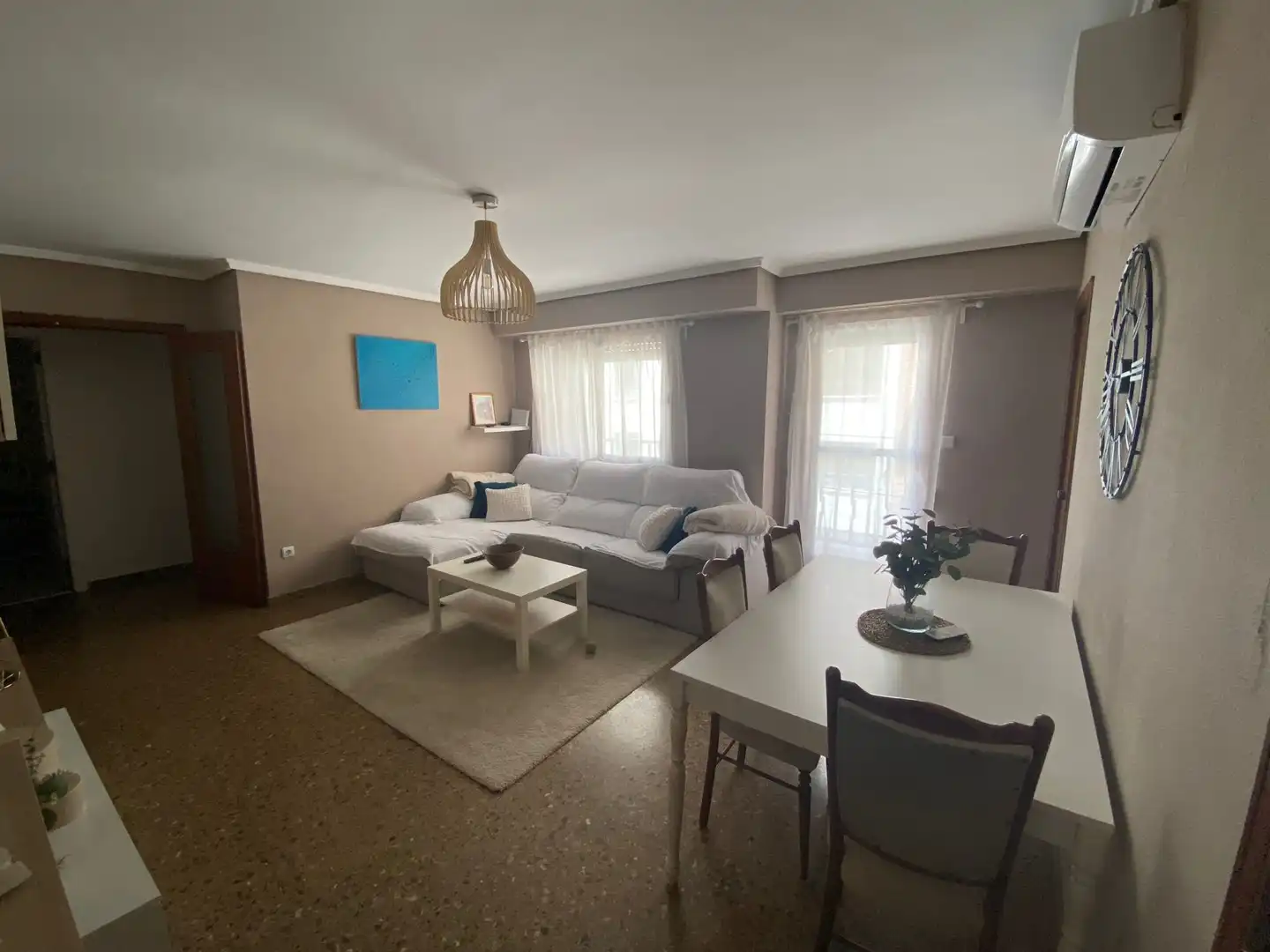 Sala d'estar de Apartament en venda en Valencia amb Moblat