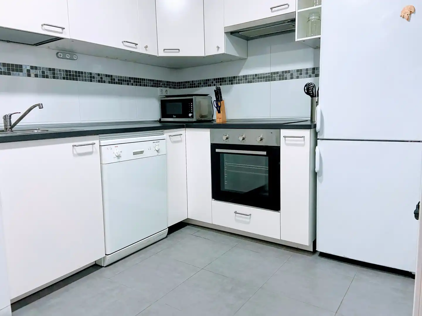 Kitchen of Flat for rent in Madrid  with Air Conditioner, Furnished and Balcony
