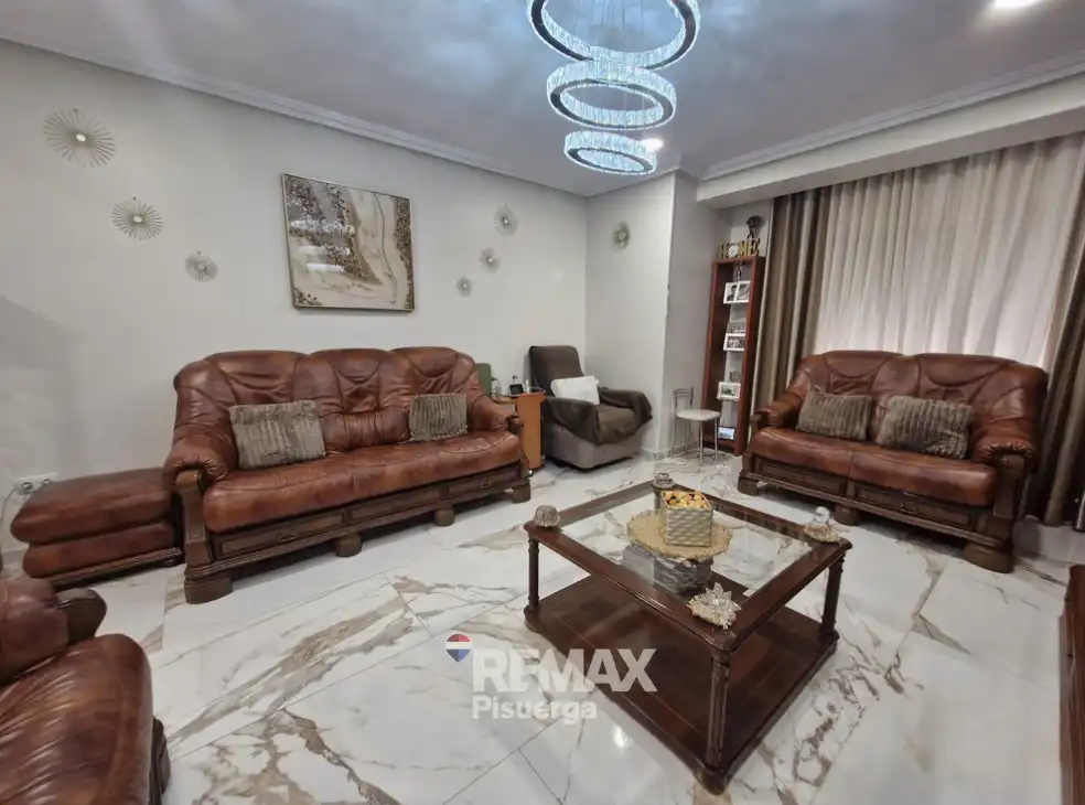 Sala de estar de Piso en venta en Benavente con Terraza y Balcón