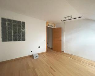 Dúplex en venda en El Molar (Madrid) amb Piscina comunitària