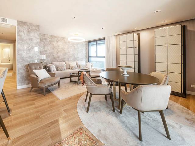 Piso en Venta en Valdeacederas