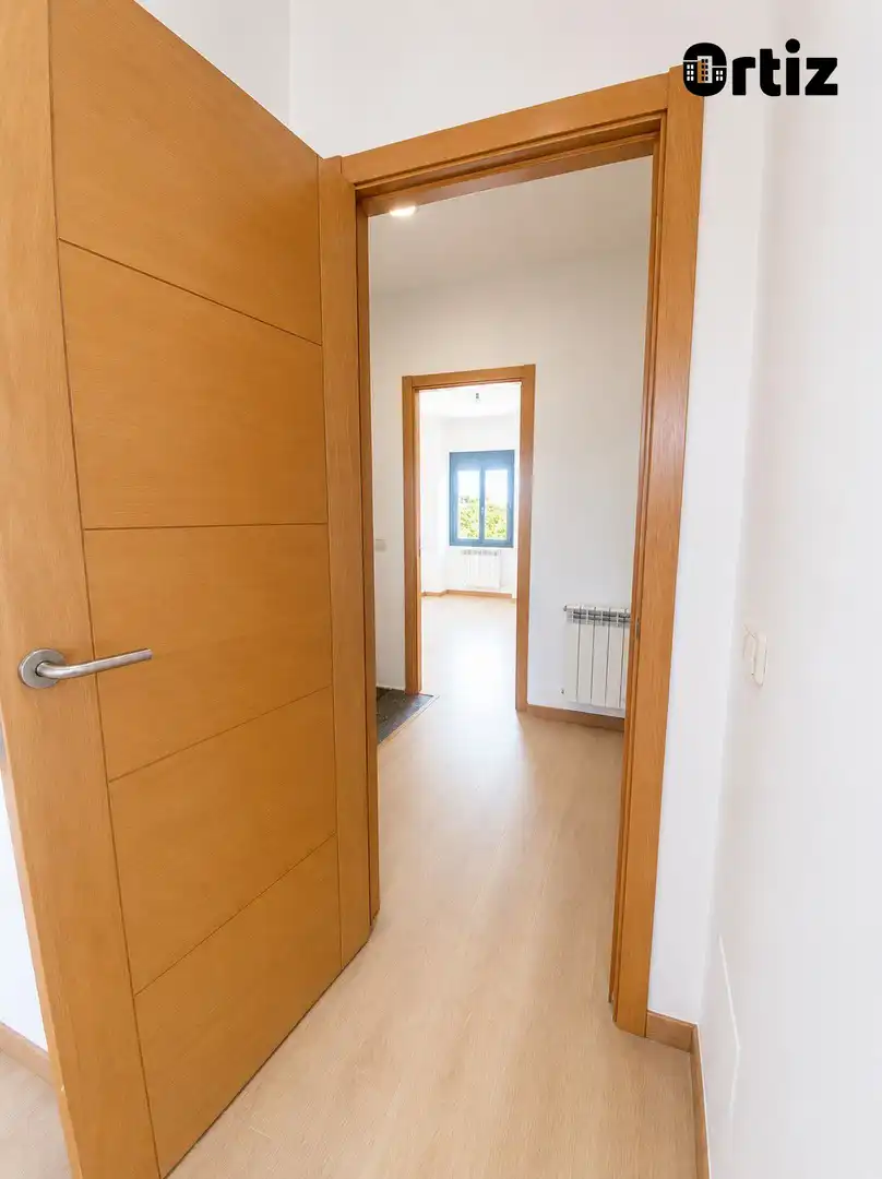 Dachboden zum Verkauf in Alovera mit Heizung, Terrasse und Abstellraum