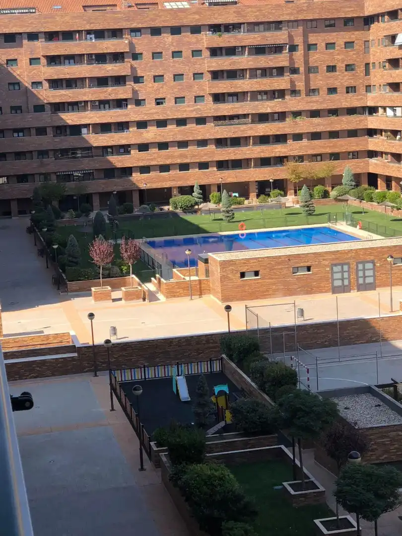 Piscina de Piso en venta en Seseña con Aire acondicionado, Calefacción y Parquet