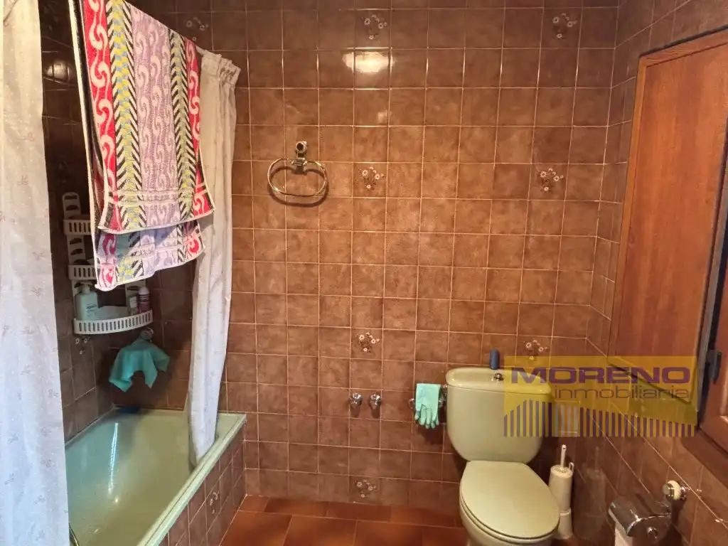 Baño de Finca rústica en venta en Becerreá