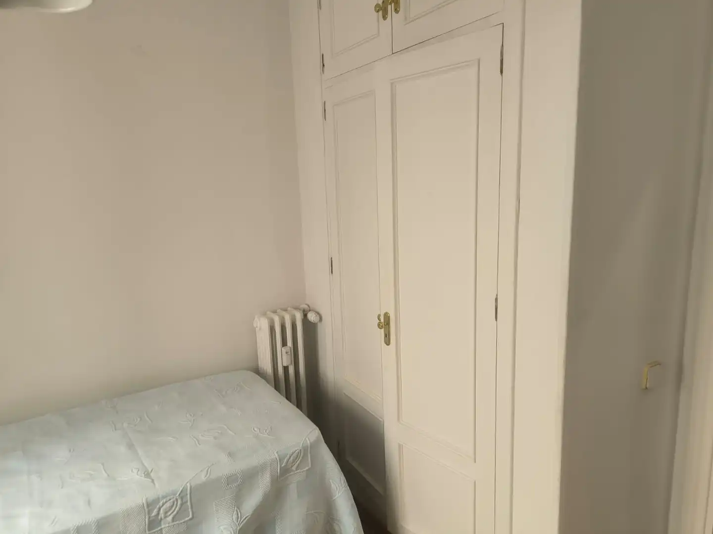 Dormitori de Pis de lloguer en Madrid amb Aire condicionat, Calefacció i Parquet