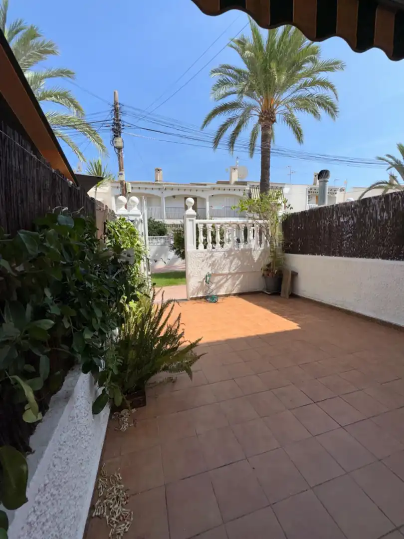 Jardí de Casa o xalet en venda en Santa Pola amb Aire condicionat, Calefacció i Jardí privat