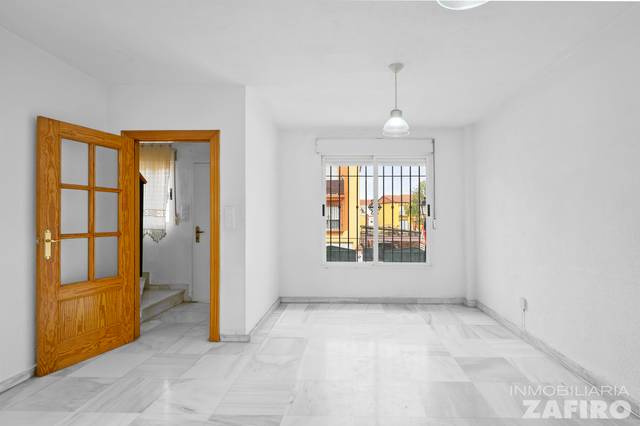 Casa adosada en Venta en Las Flores - Huerta