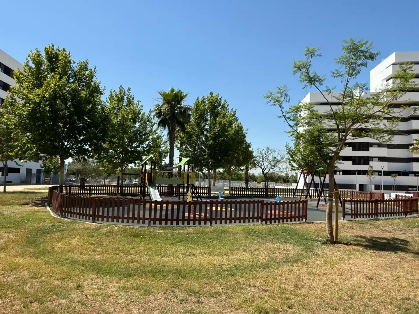 Außenansicht von Wohnung zur Miete in Sevilla mit Klimaanlage