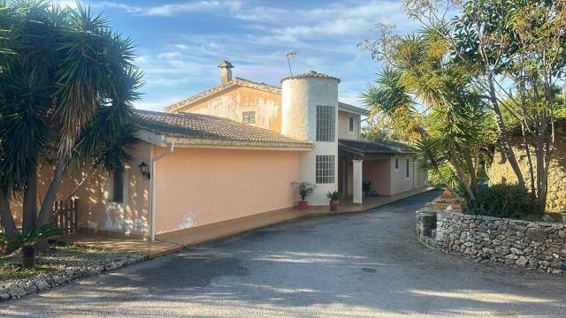 Casa-chalet en Venta en Son Amonda - Reis Catòlics