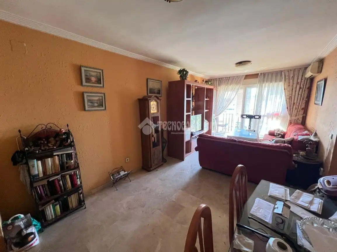 Sala de estar de Piso en venta en Dos Hermanas con Terraza