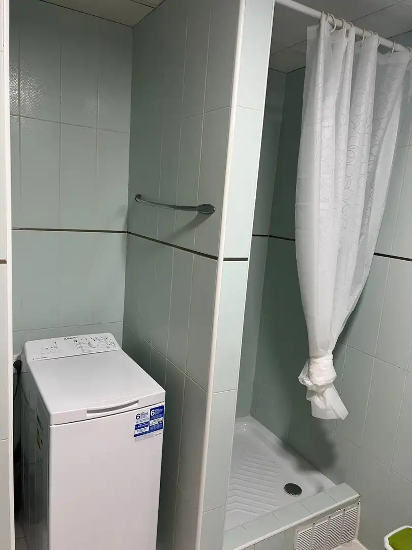 Apartamento de alquiler en Calle Cardenal Mendoza, Centro - Sagrario