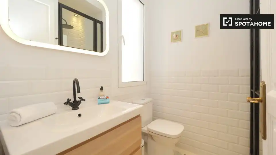 Piso con terraza en alquiler en Gràcia, imagen 17