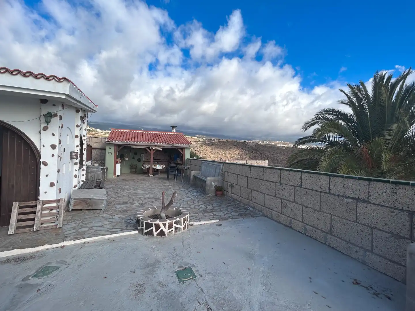 Vista exterior de Casa o xalet en venda en Granadilla de Abona amb Terrassa, Traster i Rentadora