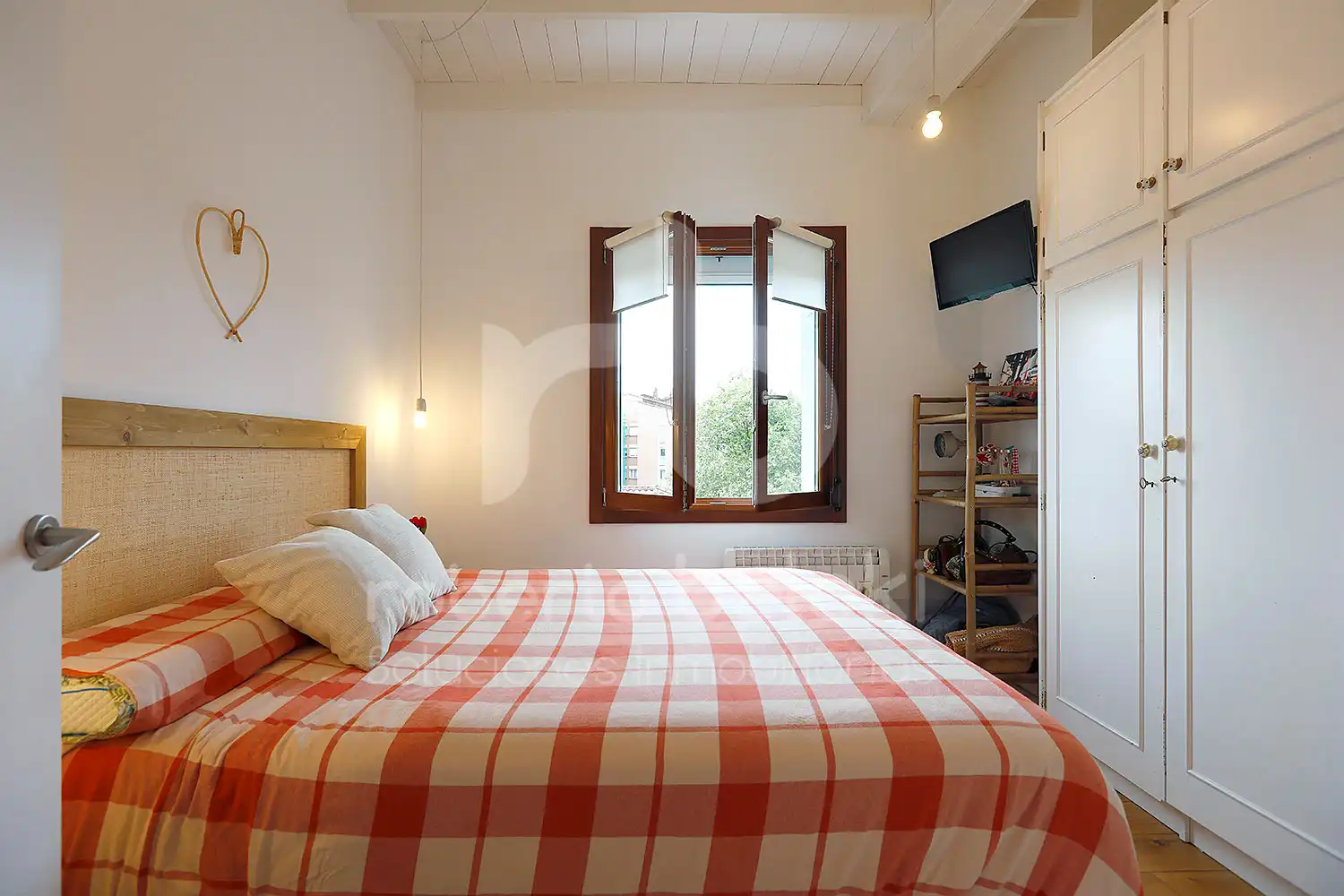 Bedroom of Flat for sale in Irun   with Heating, Terrace and Balcony