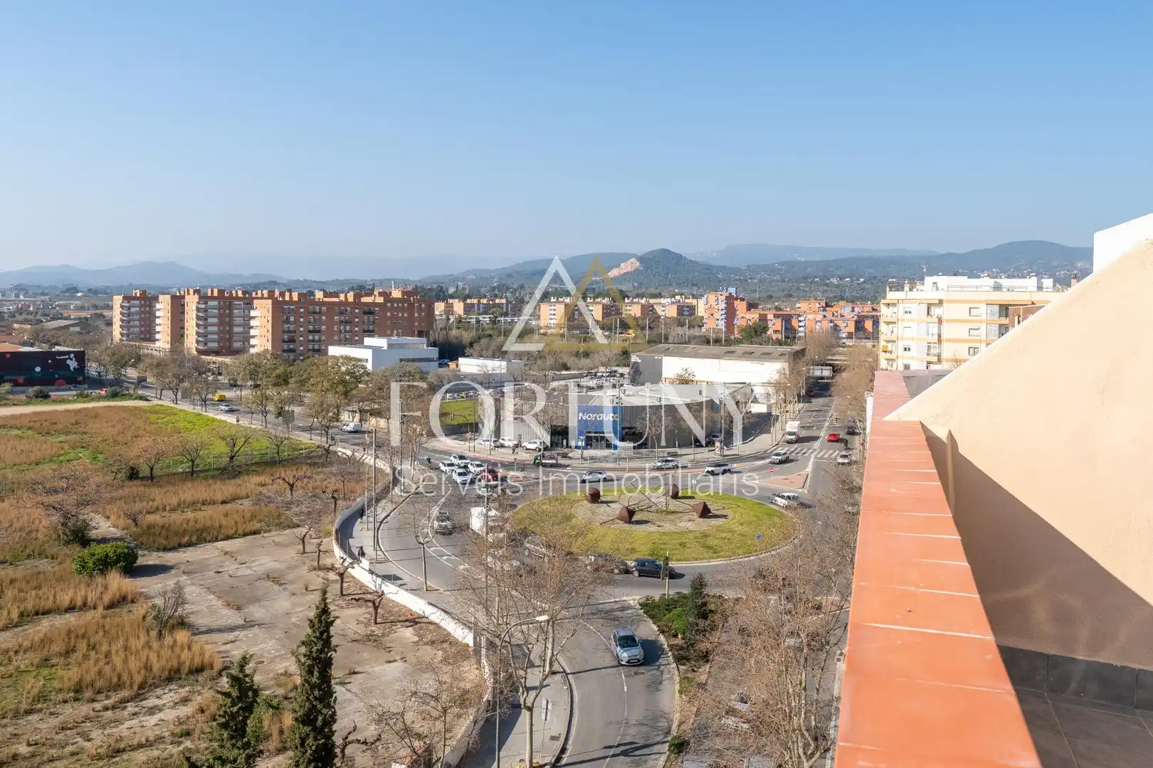 Vista exterior de Àtic en venda en Reus amb Aire condicionat, Calefacció i Terrassa