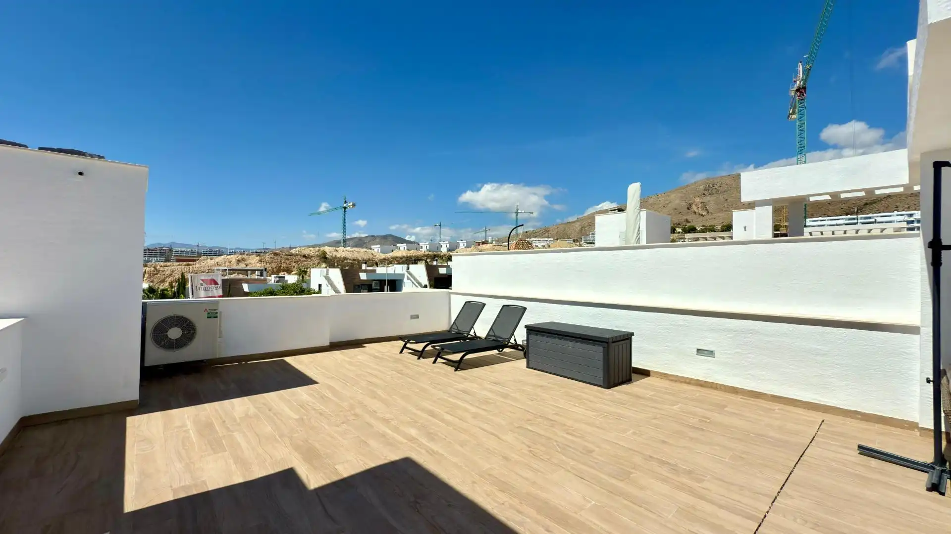 Terrasse von Dachboden zum Verkauf in Finestrat mit Klimaanlage, Terrasse und Gemeinschaftspool