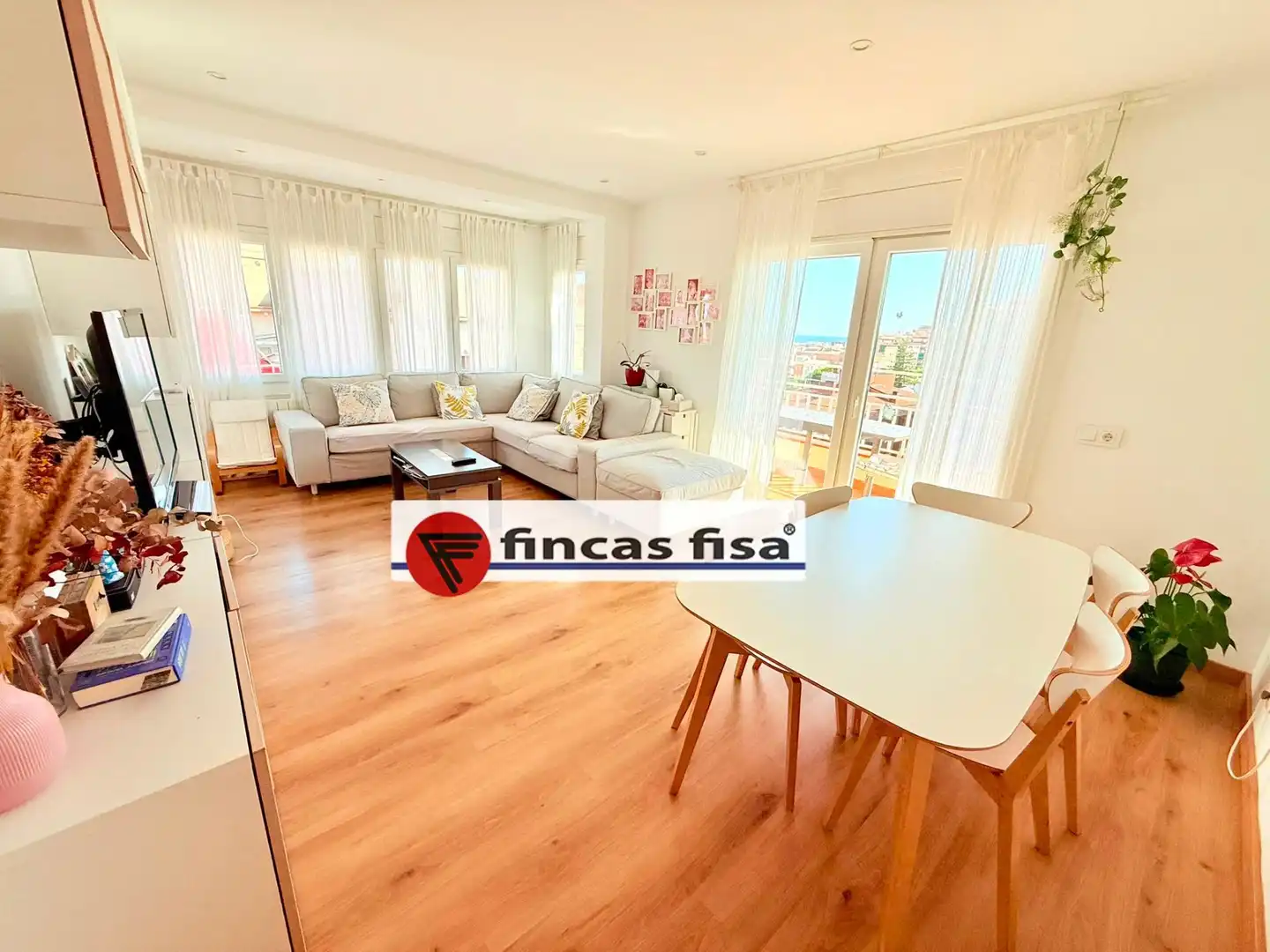 Sala d'estar de Pis en venda en Premià de Mar amb Aire condicionat, Calefacció i Terrassa