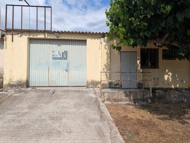 Local comercial en Alquiler en Carrer del Molí de Guasc, 2 en L'Espluga de Francolí
