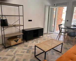 Sala d'estar de Pis de lloguer en Castellón de la Plana / Castelló de la Plana amb Moblat i Balcó
