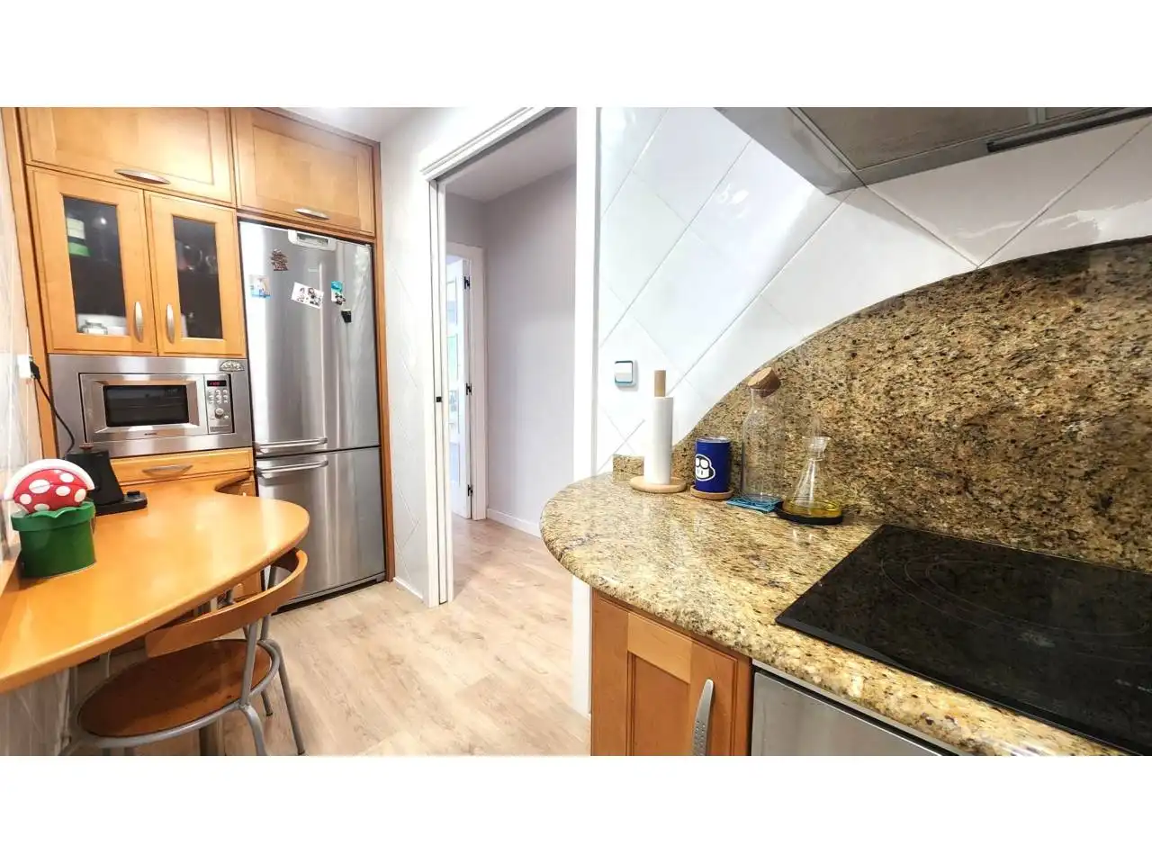 Kitchen of Flat for sale in Barcelona  with Air Conditioner, Parquet flooring and Terrace