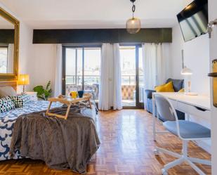 Dormitori de Apartament per a compartir en  Valencia Capital amb Moblat, Rentadora i Microones