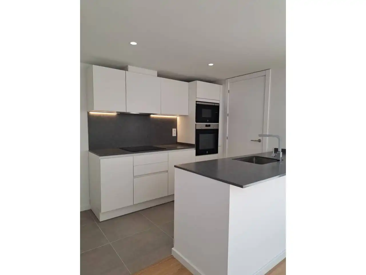 Cocina de Piso de alquiler en Sabadell con Aire acondicionado, Calefacción y Parquet