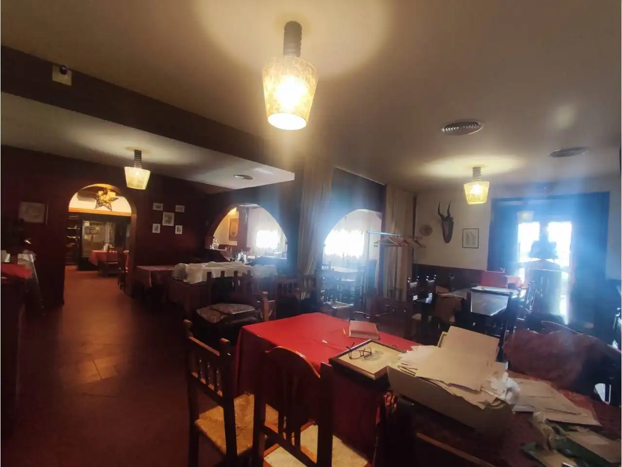 Local en venta en El Grado con Aire acondicionado