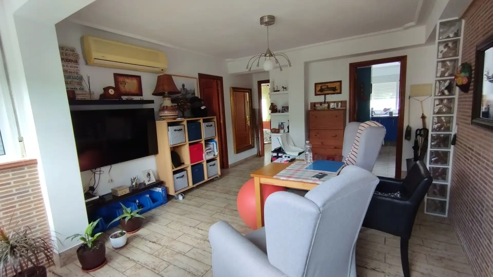 Sala d'estar de Pis en venda en Huelva amb Aire condicionat, Calefacció i Forn