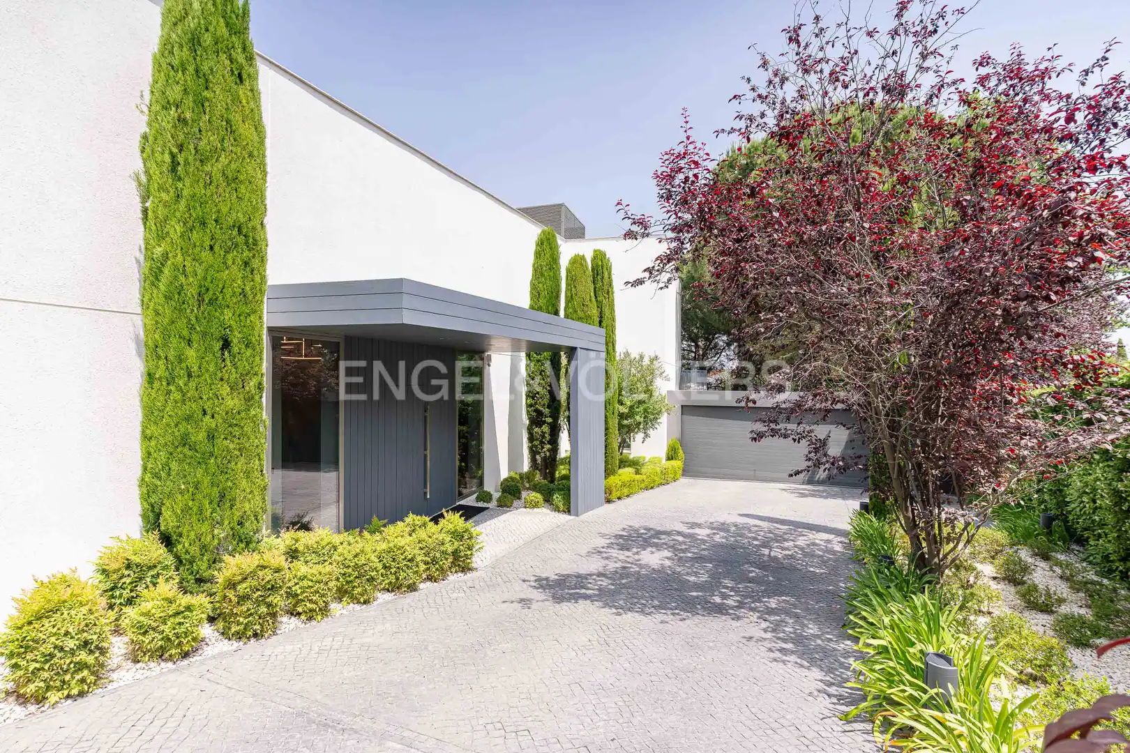 Vista exterior de Casa o chalet en venta en Boadilla del Monte con Aire acondicionado, Calefacción y Jardín privado