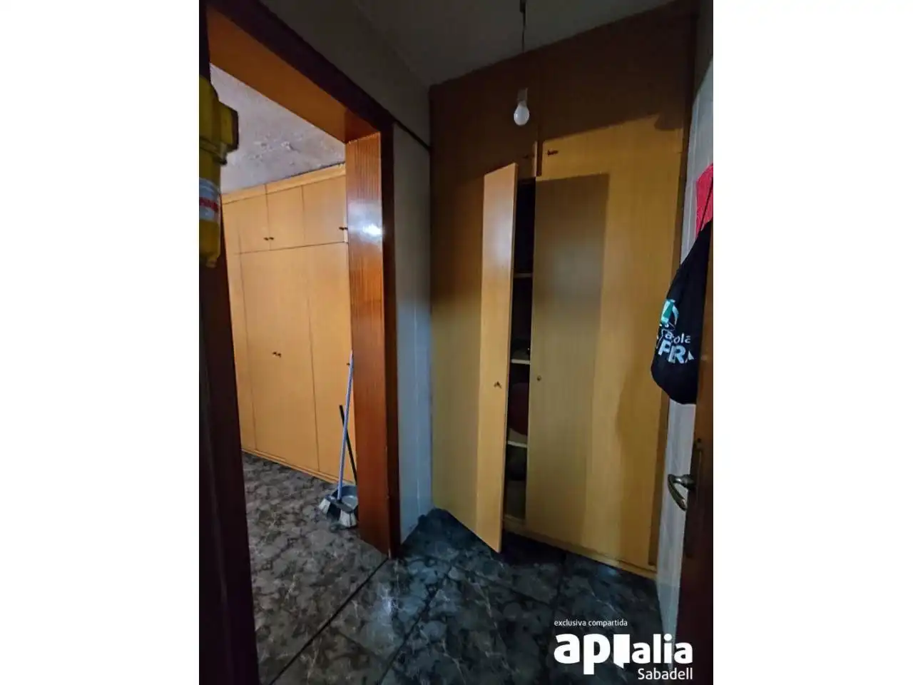 Habitación de Piso en venta en Sabadell con Calefacción, Jardín privado y Trastero