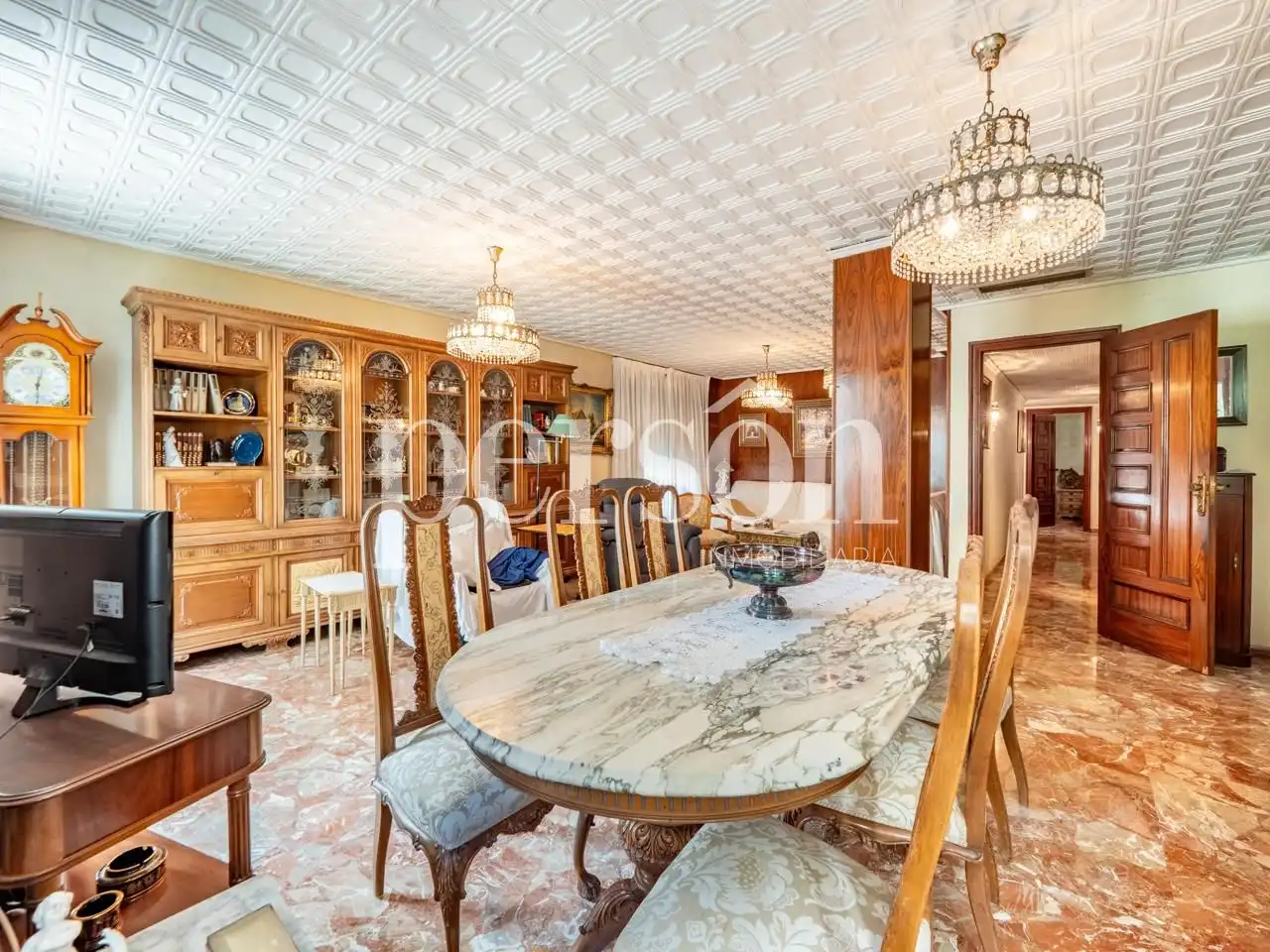 Piso con terraza en venta en calle del Literat Gabriel Miró, imagen 3