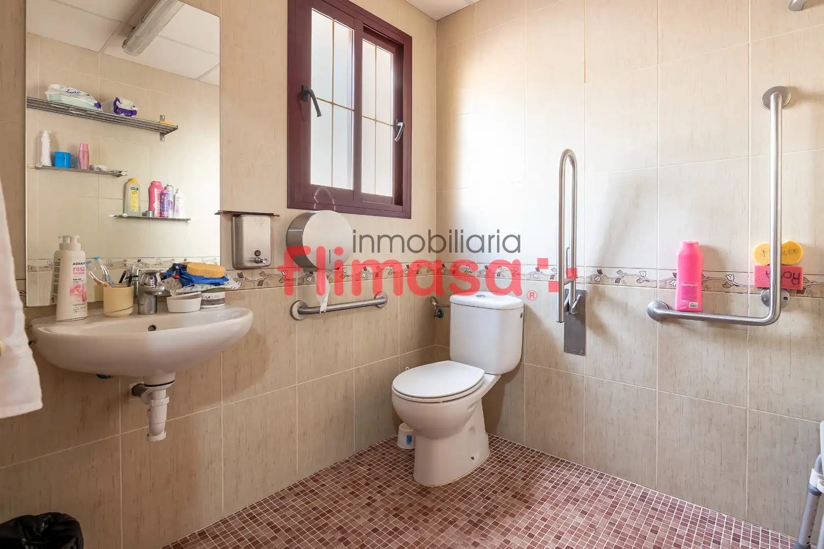 Baño de Edificio en traspaso en Piedralaves