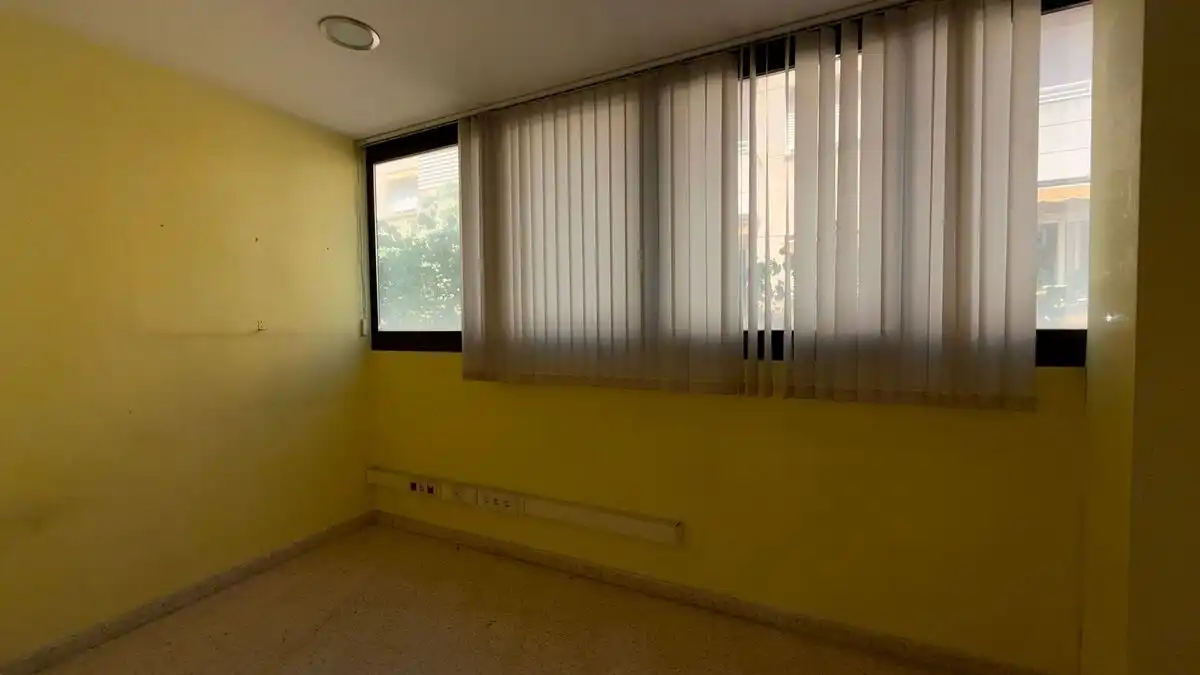 Oficina en venda en Sant Adrià de Besòs