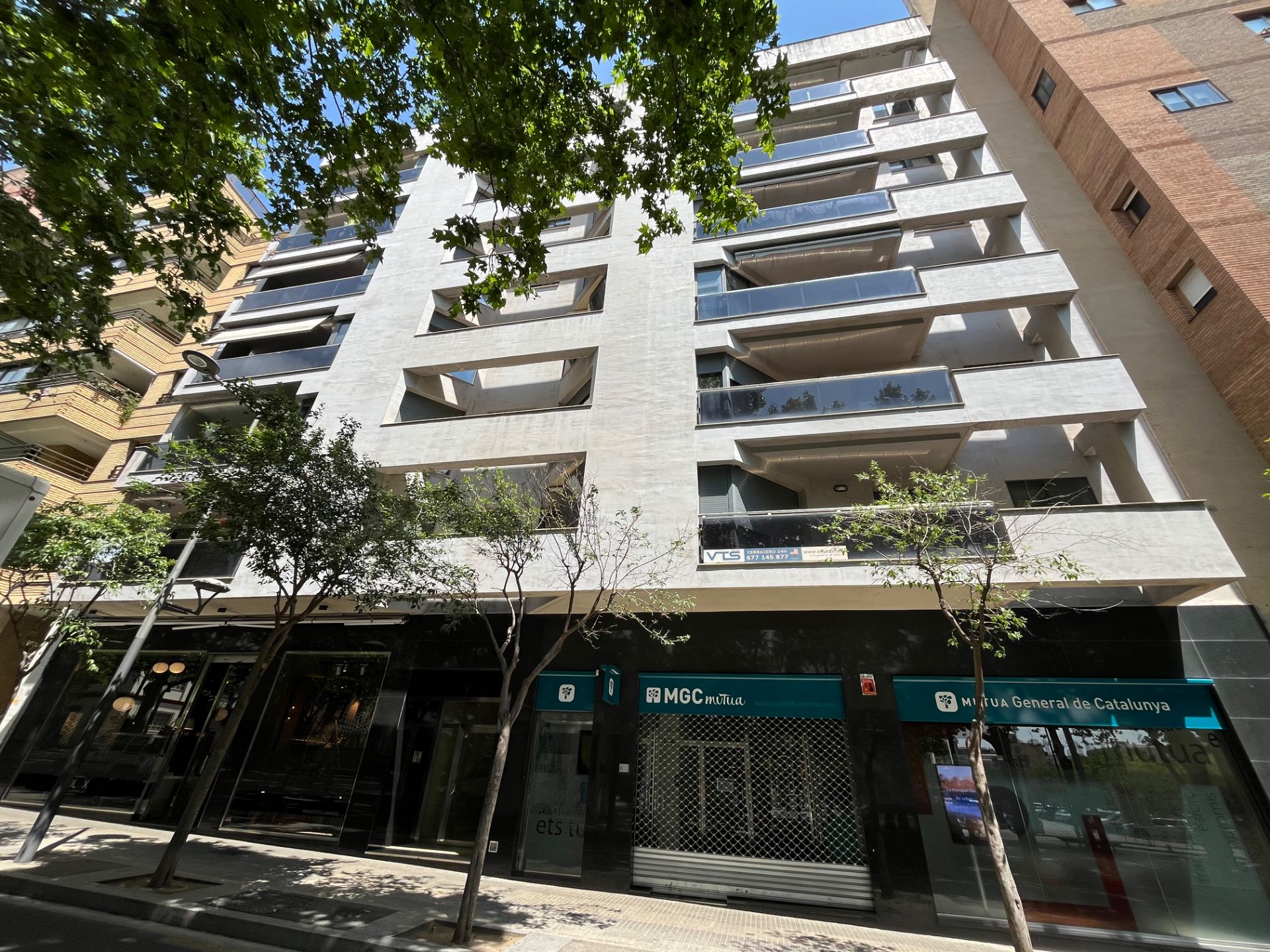Vista exterior de Pis en venda en Reus amb Calefacció, Parquet i Terrassa