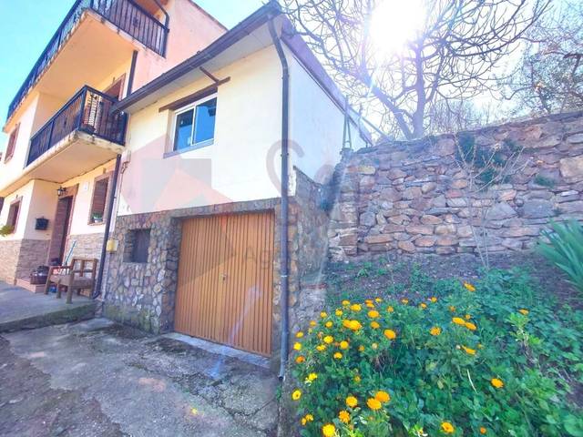 Casa-chalet en Venta en Calle Jubera Carretera en Santa Engracia del Jubera