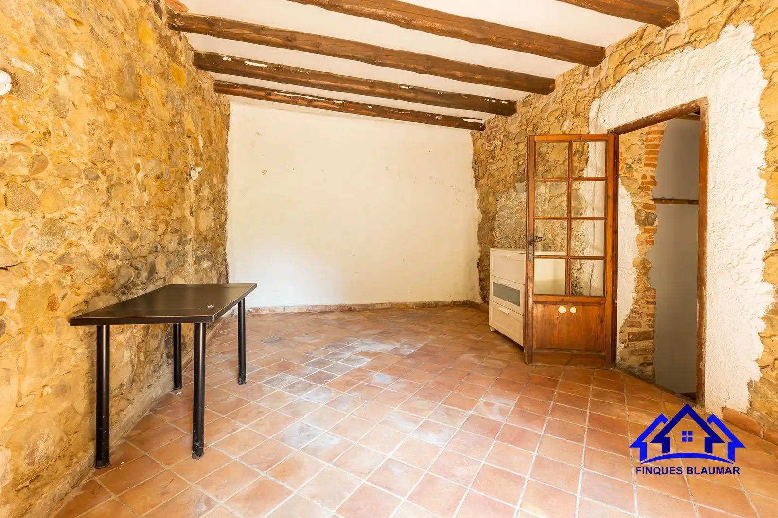 Geschaftsraum zur Miete in Sant Iscle de Vallalta mit Klimaanlage und Terrasse