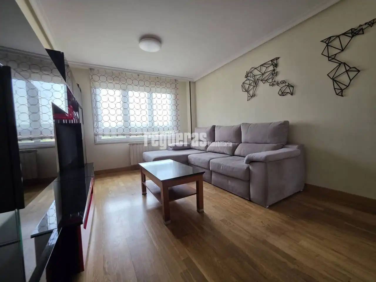 Sala de estar de Apartamento de alquiler en Avilés con Calefacción y Trastero