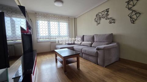Foto 2 de Apartamento de alquiler en Calle Fernando Morán, Centro, Avilés